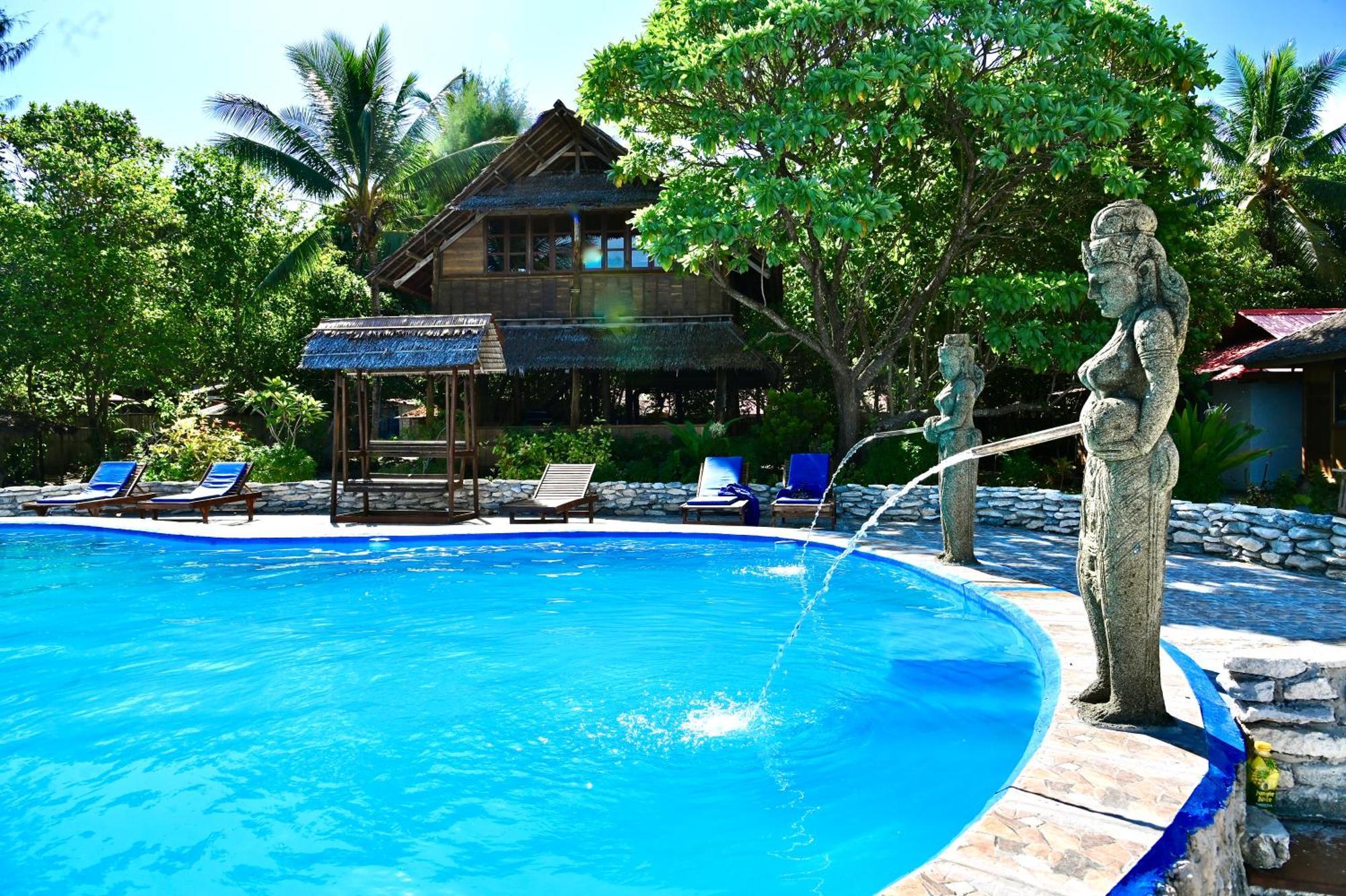 Agusta Eco Resort Pulau Mansuar ภายนอก รูปภาพ